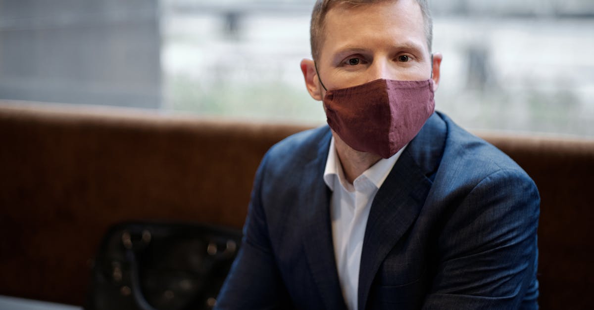 微信号码批发：实名认证账号的注册流程是什么？