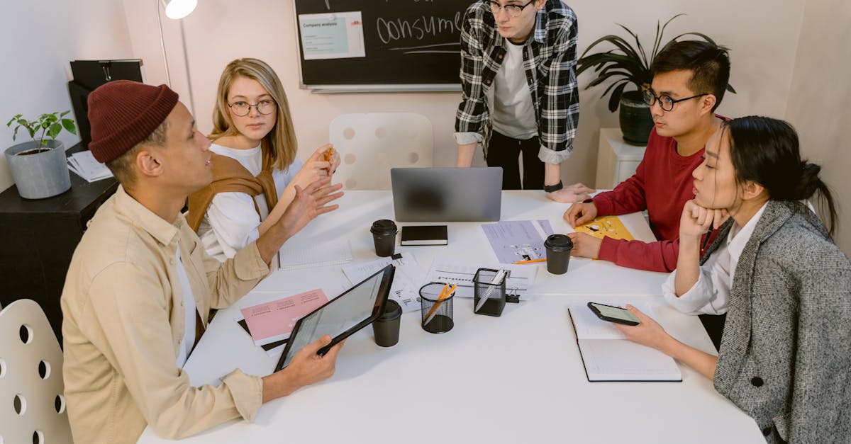 世纪互联实名账号：临安企业注册代理费多少钱