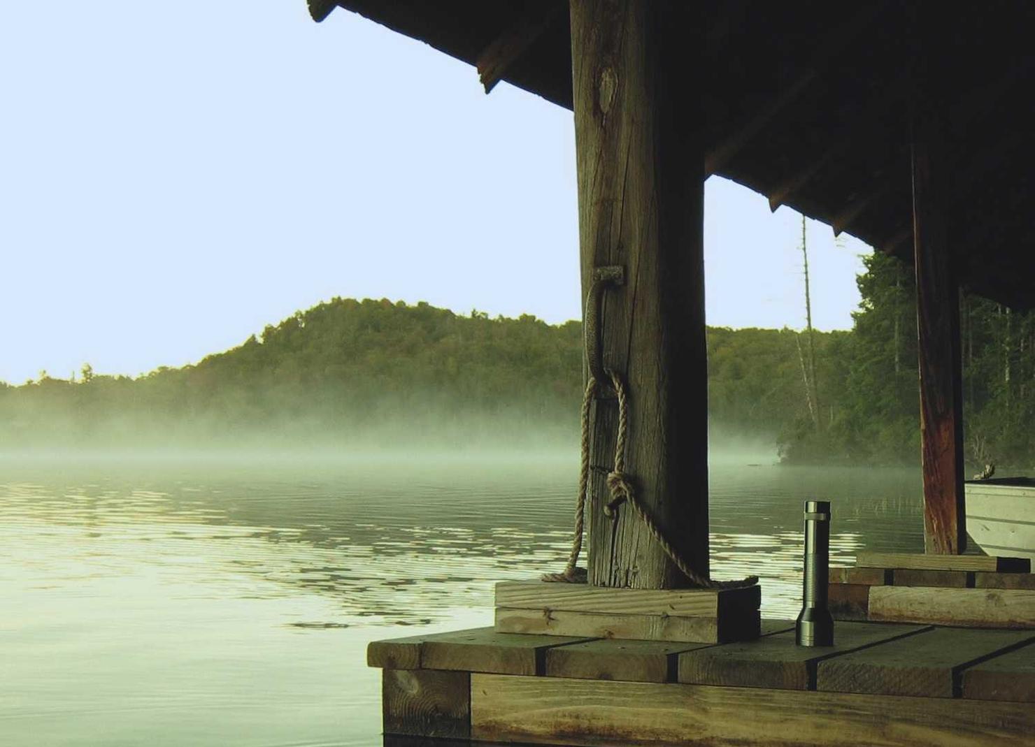 技术支持如何影响游戏的剧情角色发展？