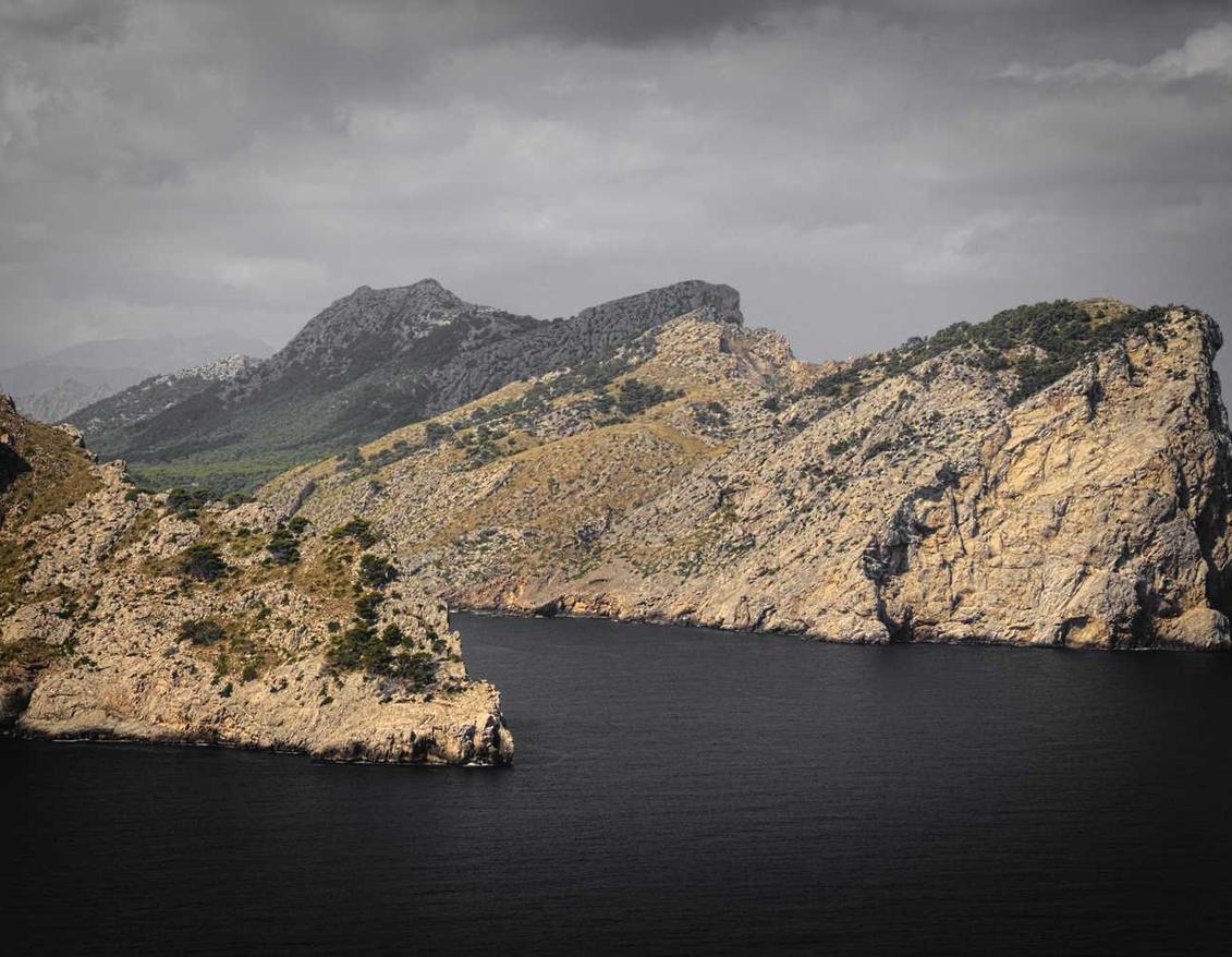 中国电信实名账号：阿斯顿马丁开户平台