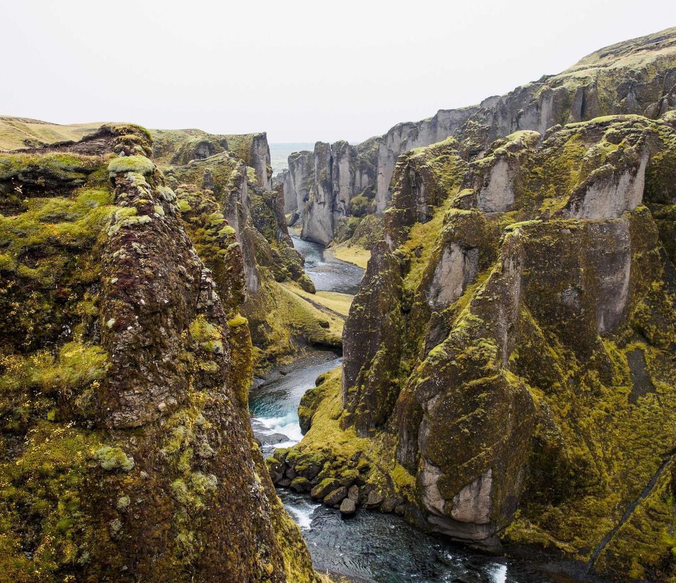 西部数码实名账号：吉林非标办公家具购买平台